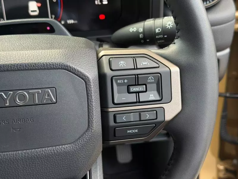 TOYOTA Landcruiser Prado   - 2024