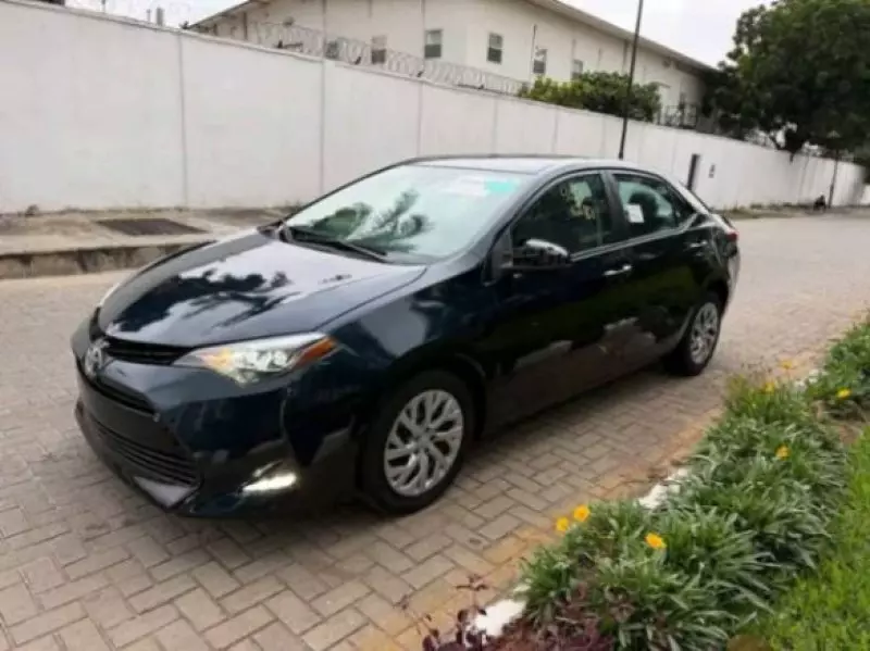 Toyota corolla   - 2017