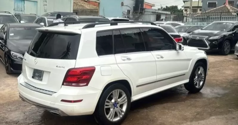 Mercedes-Benz GLK 350   - 2014