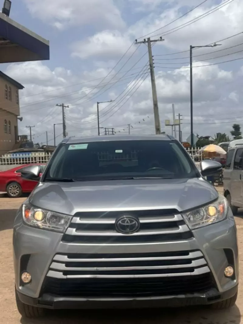 Toyota Highlander - 2018