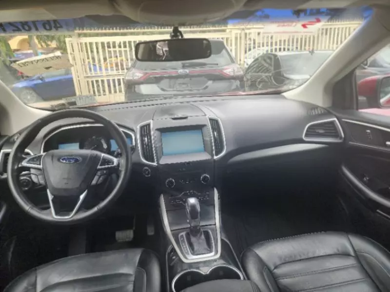 Ford Edge   - 2015