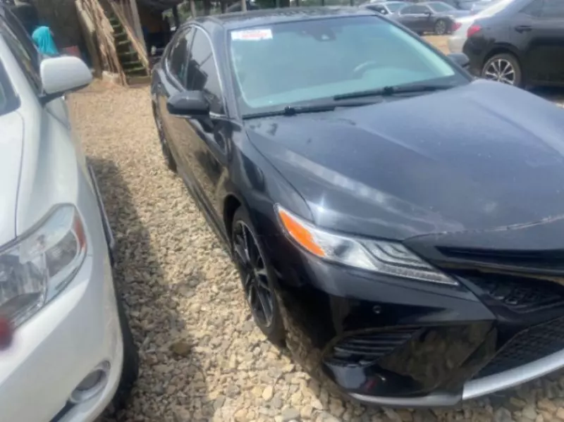 TOYOTA Camry   - 2018