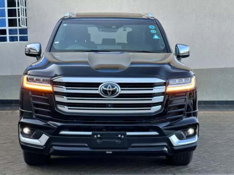 Toyota Landcruiser ZX   - 2023