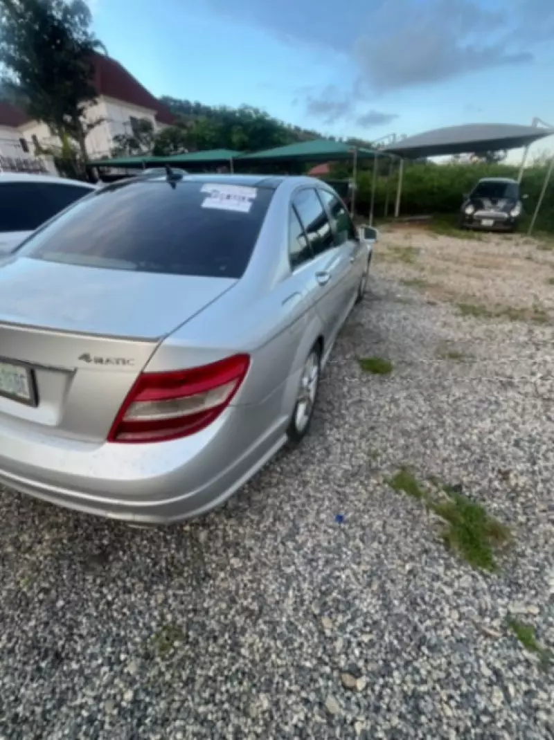 Mercedes-Benz C-Class   - 2011