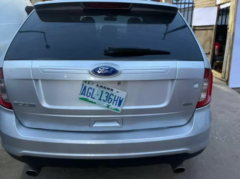 Ford Edge   - 2011