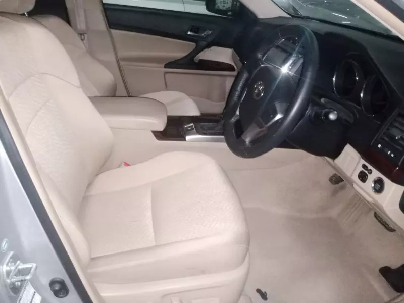 Toyota Mark X   - 2011