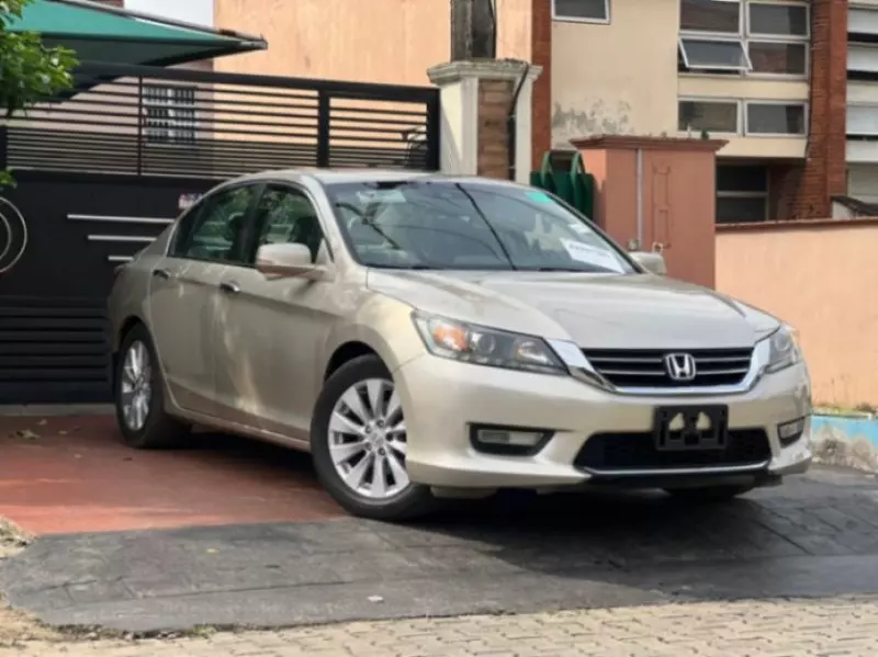 Honda Accord   - 2013