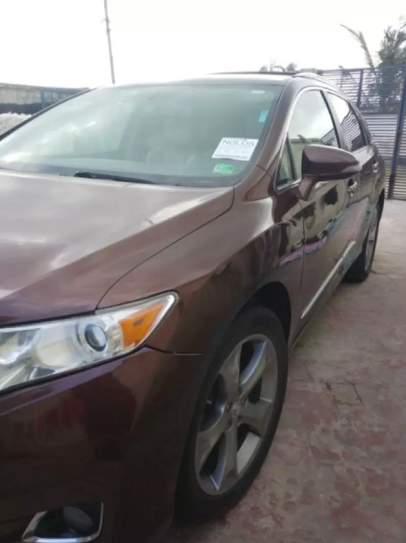 TOYOTA Venza   - 2013