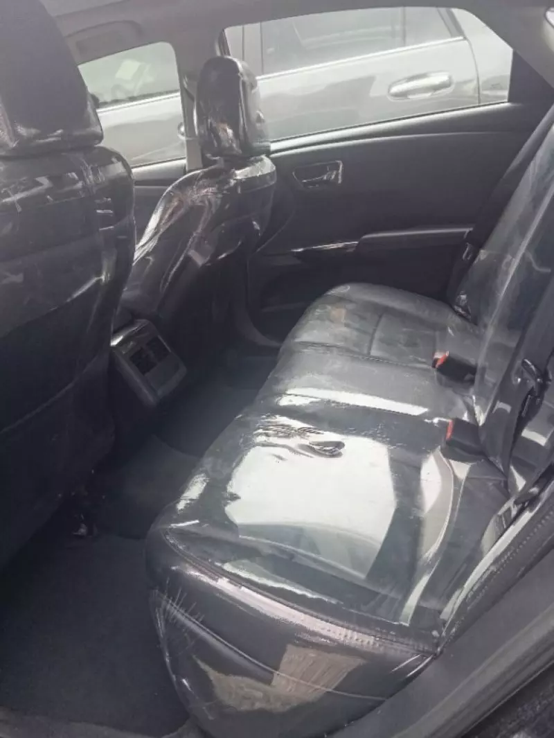 TOYOTA Avalon - 2013