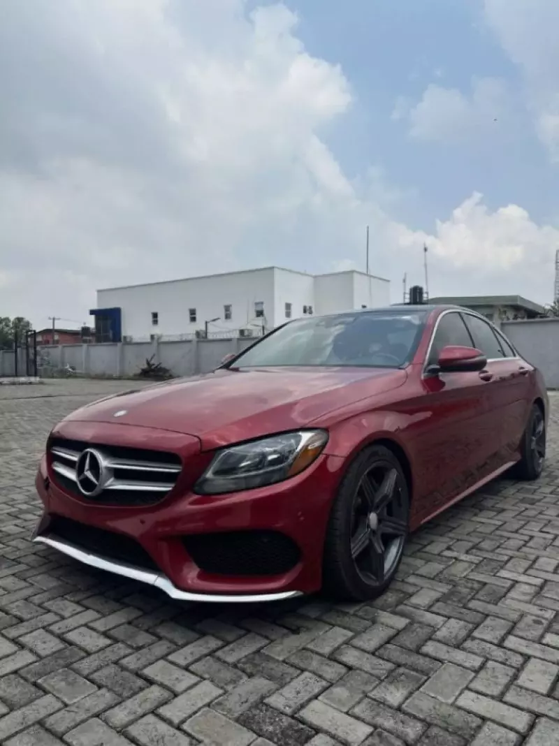 Mercedes-Benz C 300   - 2016