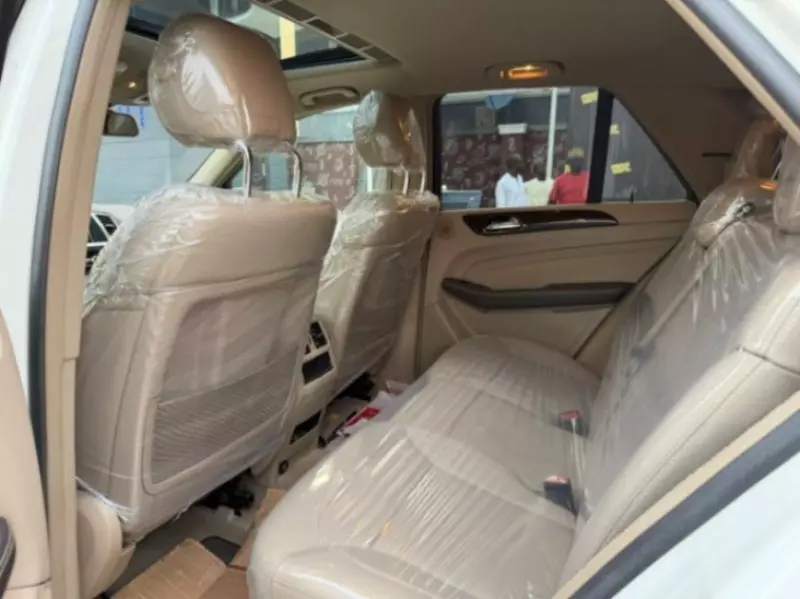 Mercedes-Benz ML-Class   - 2013