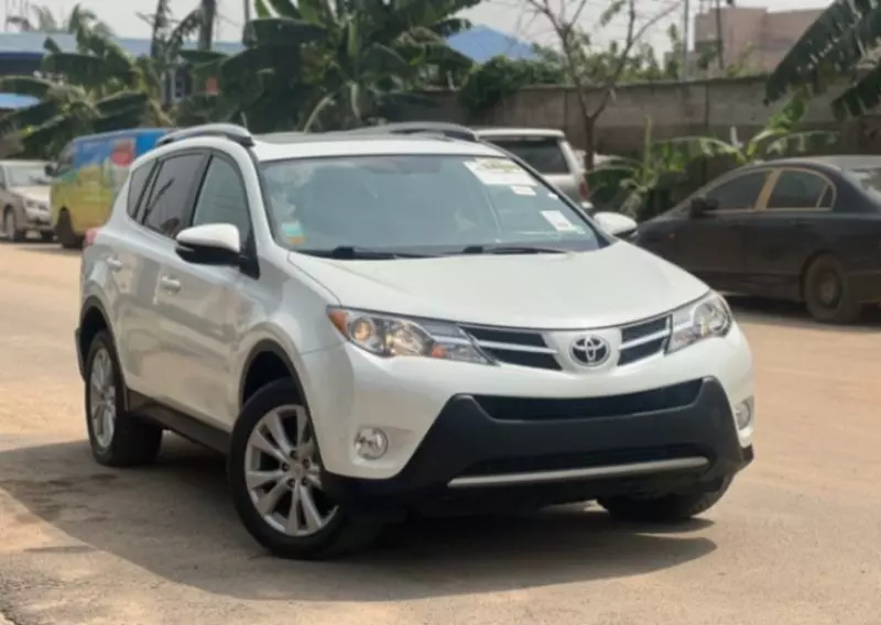 Toyota RAV4   - 2014