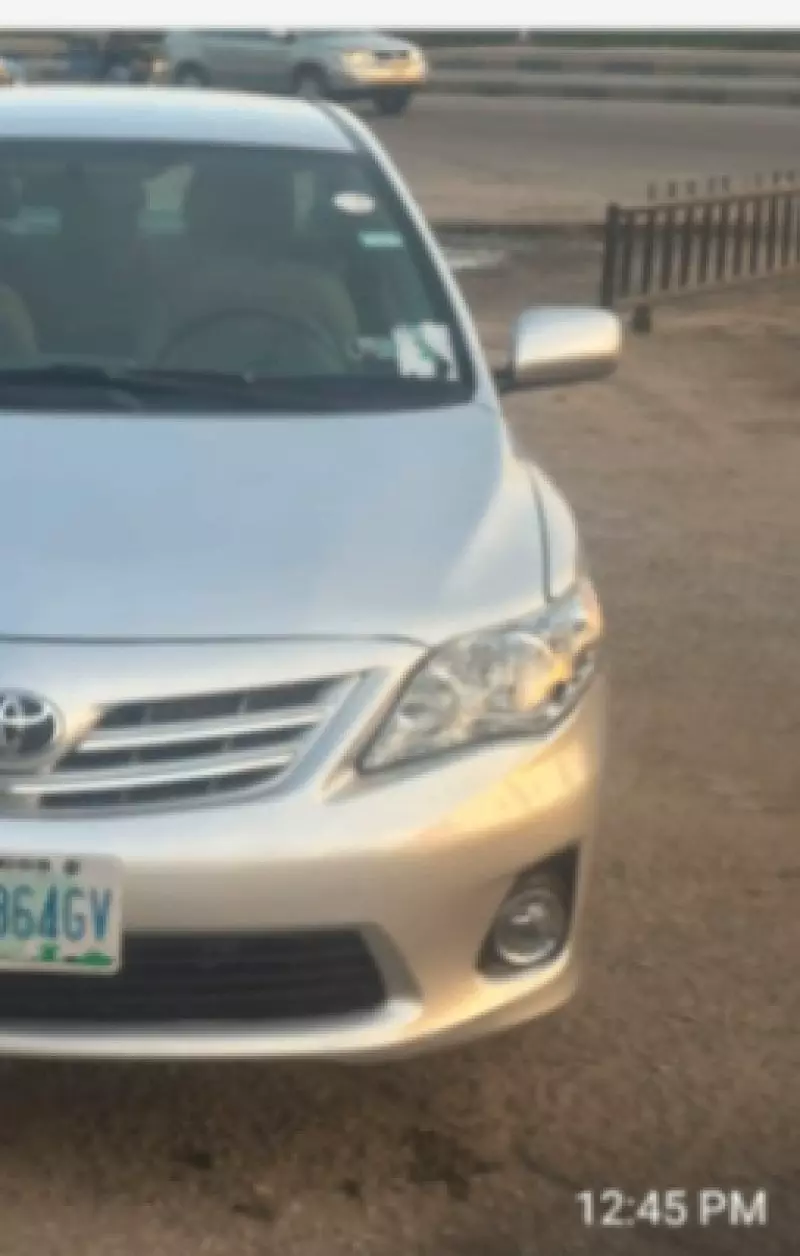 TOYOTA Corolla - 2009