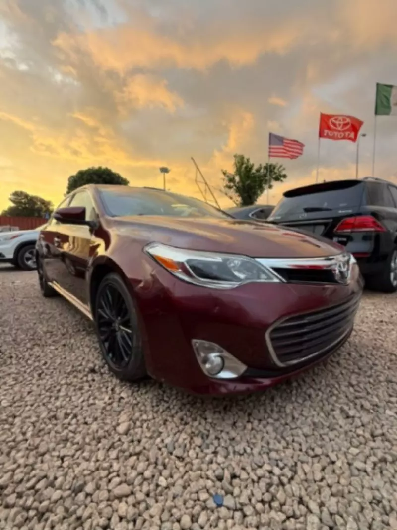 TOYOTA Avalon   - 2013