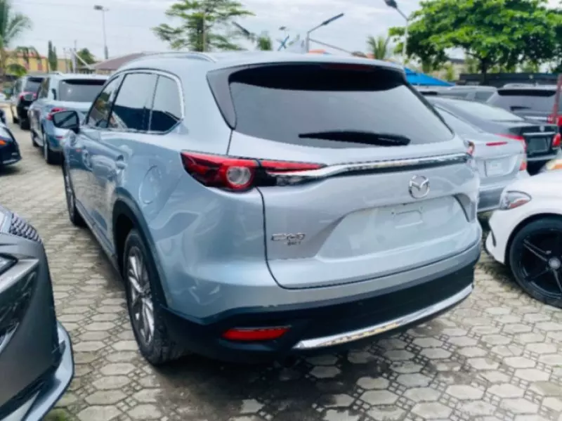 Mazda CX-9   - 2017