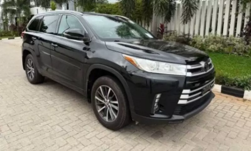 TOYOTA Highlander   - 2017
