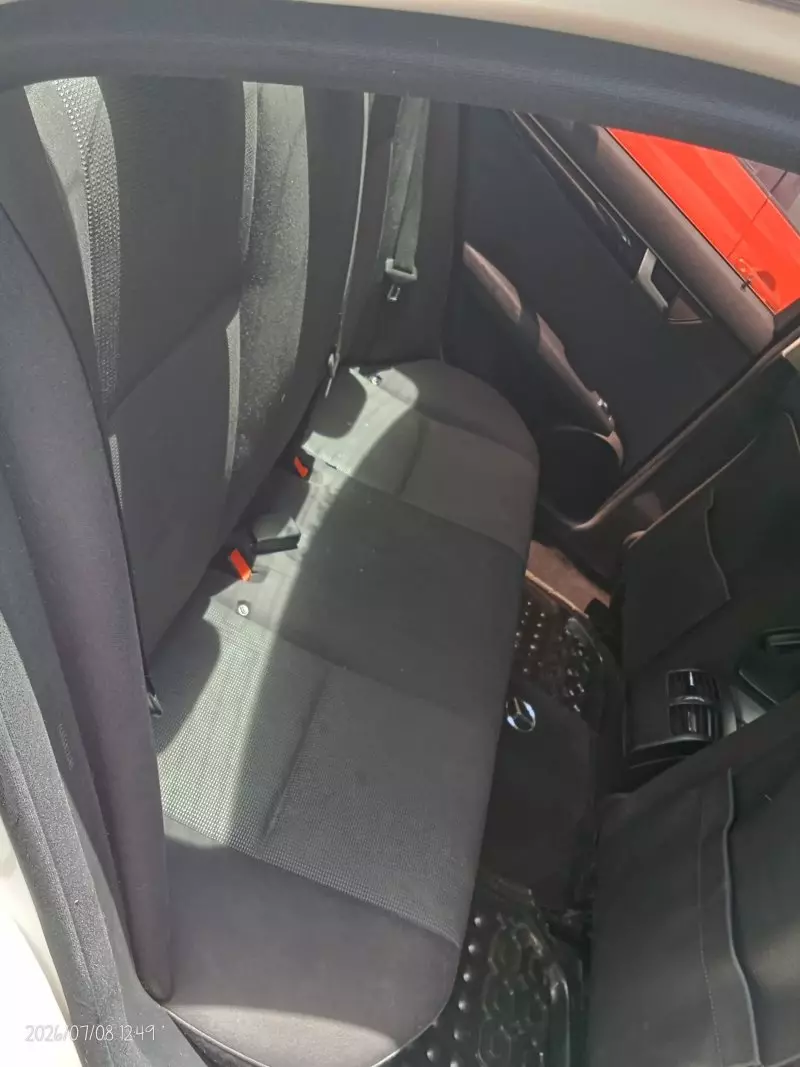 Mercedes-Benz C200 - 2000