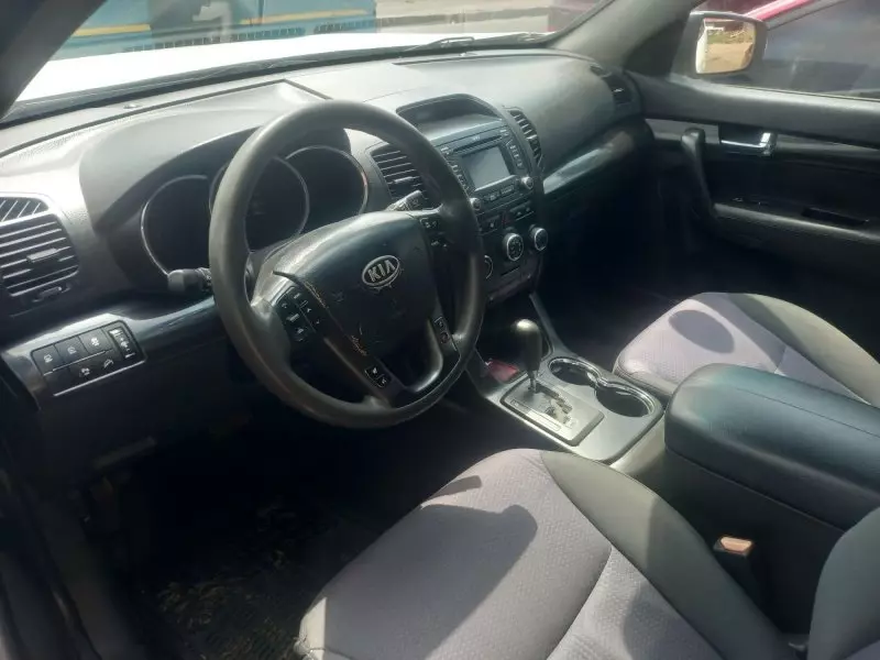 KIA Sorento   - 2013