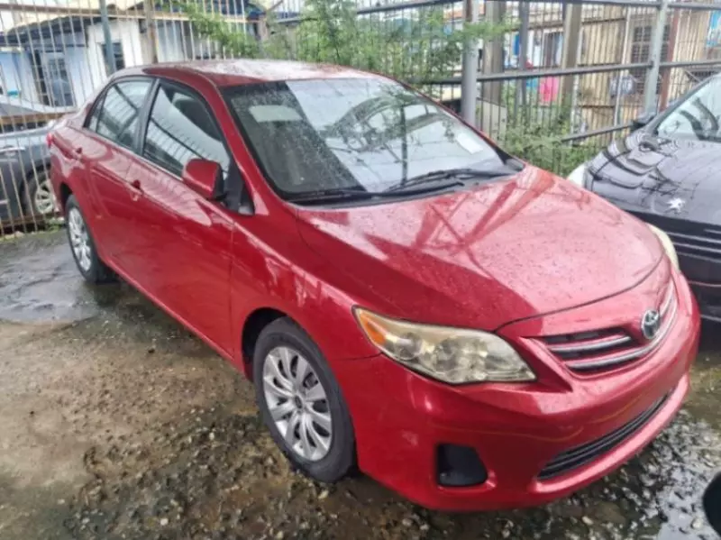 TOYOTA Corolla   - 2013