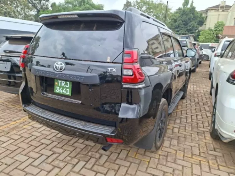 TOYOTA Landcruiser prado TX   - 2023