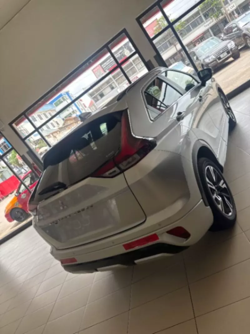 Mitsubishi Eclipse    - 2024