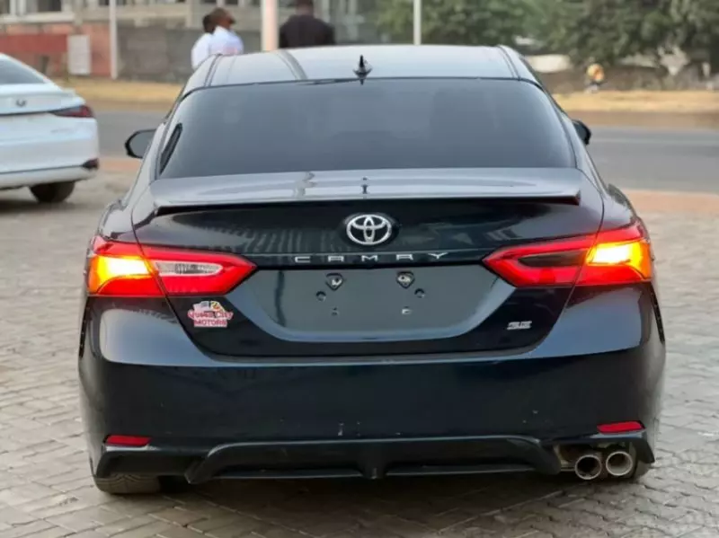 Toyota Camry   - 2020