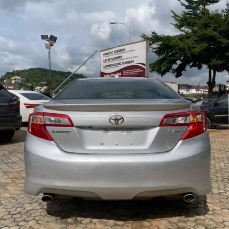 TOYOTA Camry   - 2013