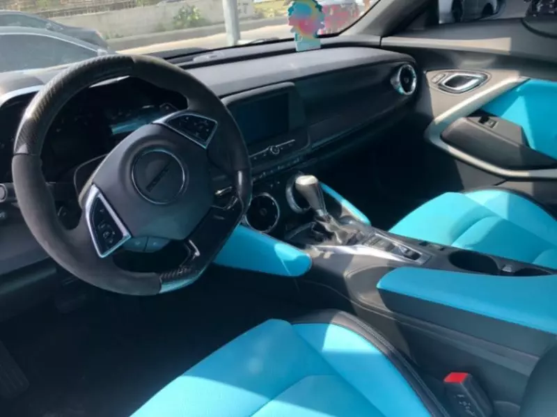 Chevrolet Camaro   - 2020