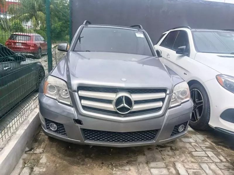 Mercedes-Benz GLK 350   - 2012