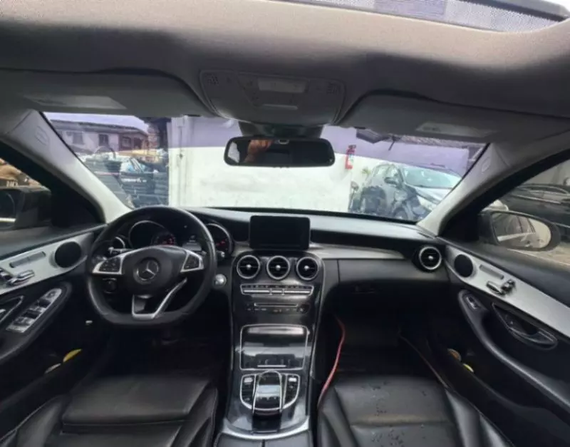 Mercedes-Benz C-Class - 2016