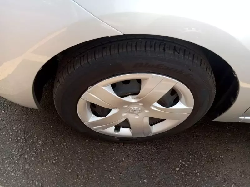 Toyota Ractis   - 2012