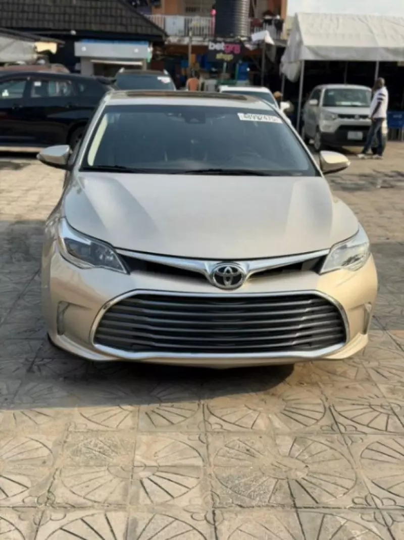 TOYOTA Avalon - 2014