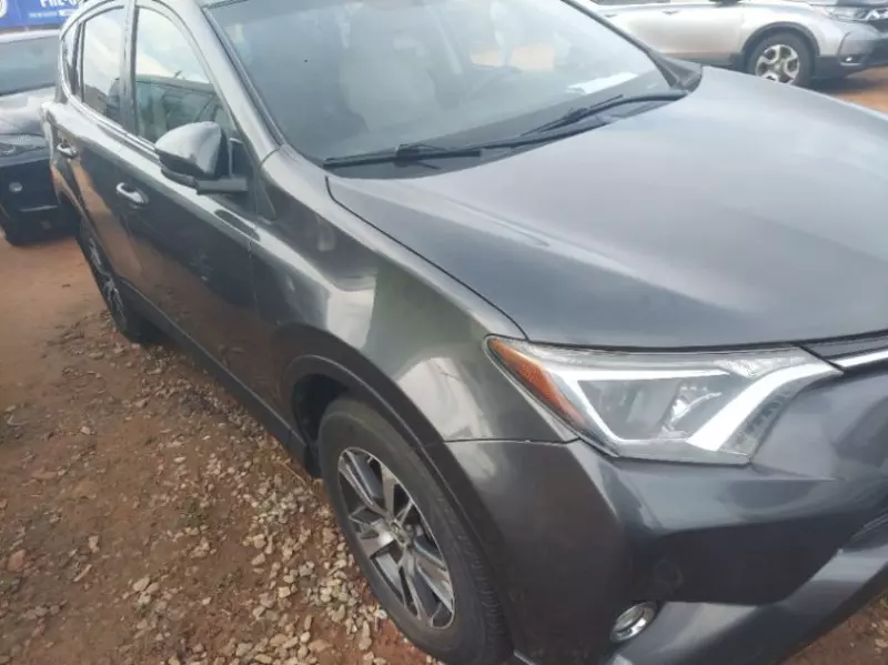 TOYOTA RAV 4 - 2017