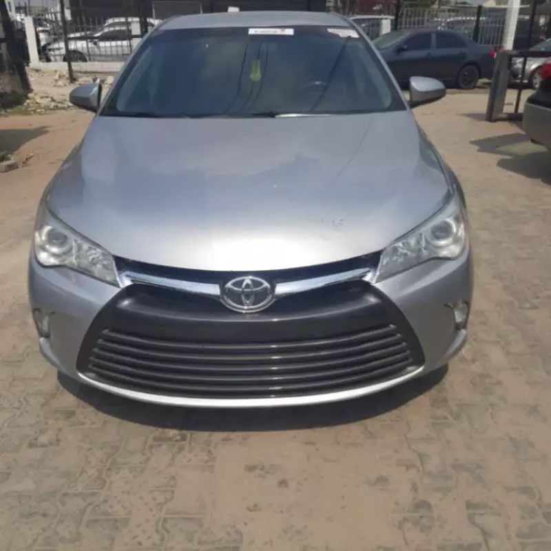 Toyota Camry   - 2017