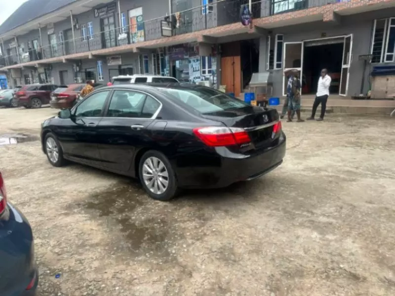Honda Accord   - 2013