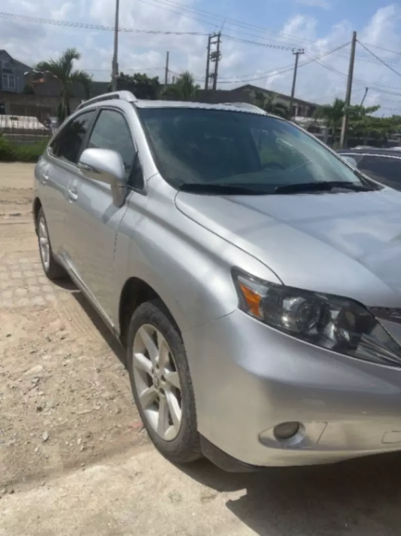 Lexus RX   - 2010