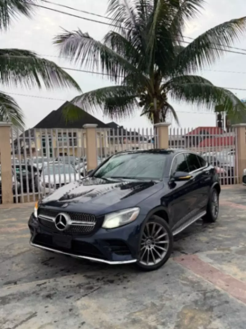 Mercedes-Benz GLC 300   - 2018