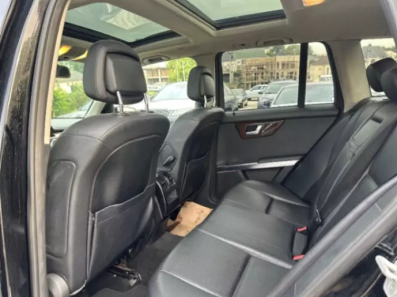 Mercedes-Benz GLK 350   - 2012
