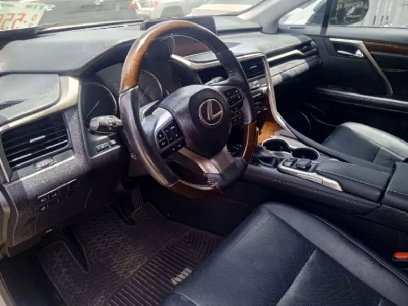 Lexus RX   - 2017