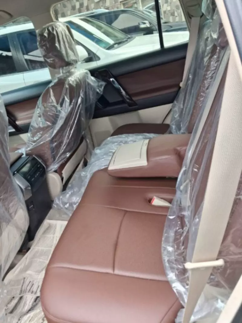 TOYOTA Landcruiser Prado   - 2012