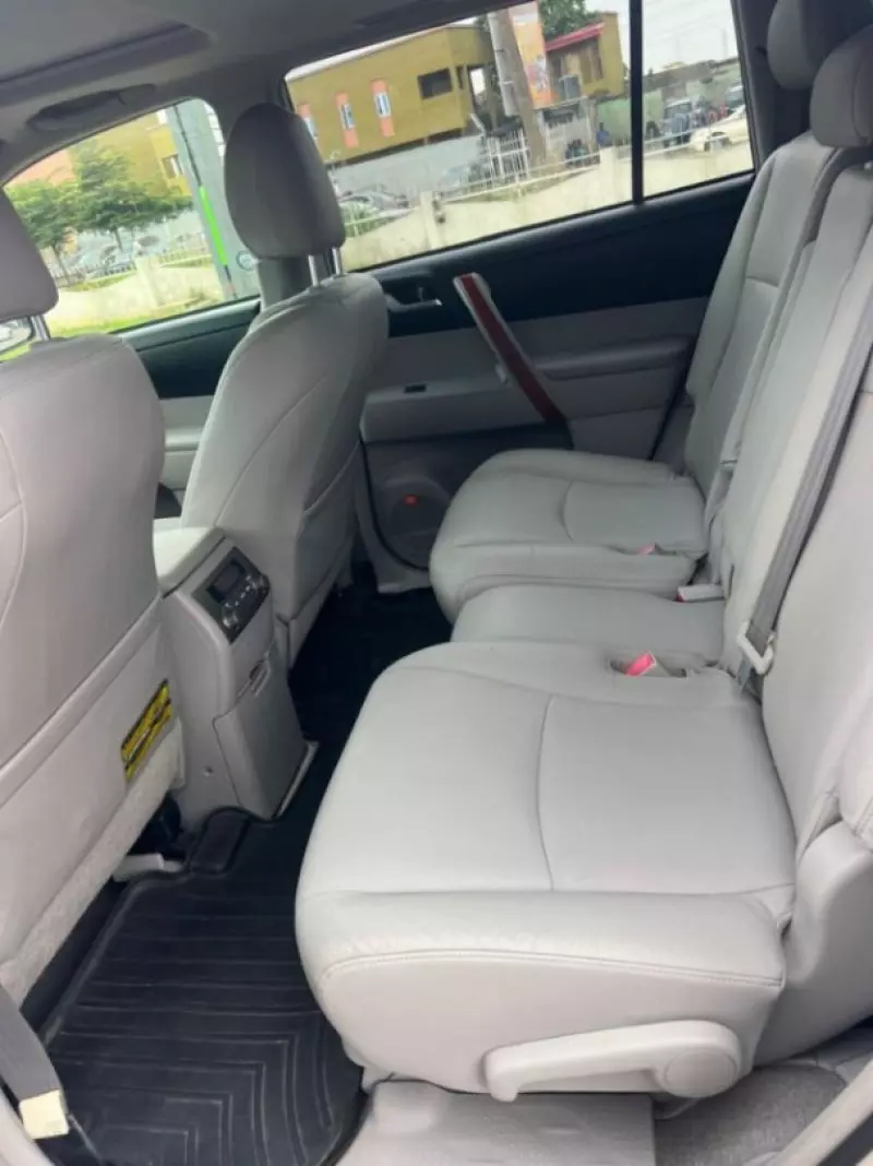 Toyota Highlander   - 2008