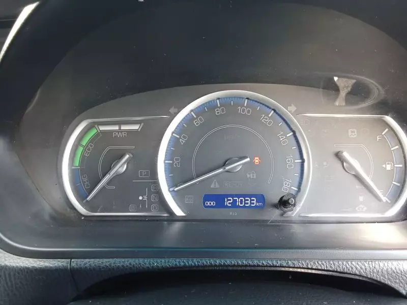 Toyota Noah Hybrid   - 2014