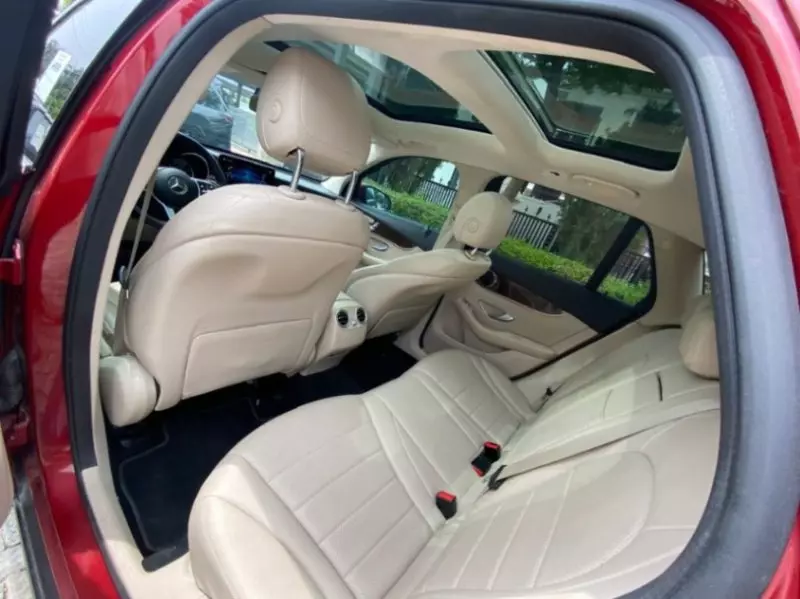 Mercedes-Benz GLC 300   - 2020
