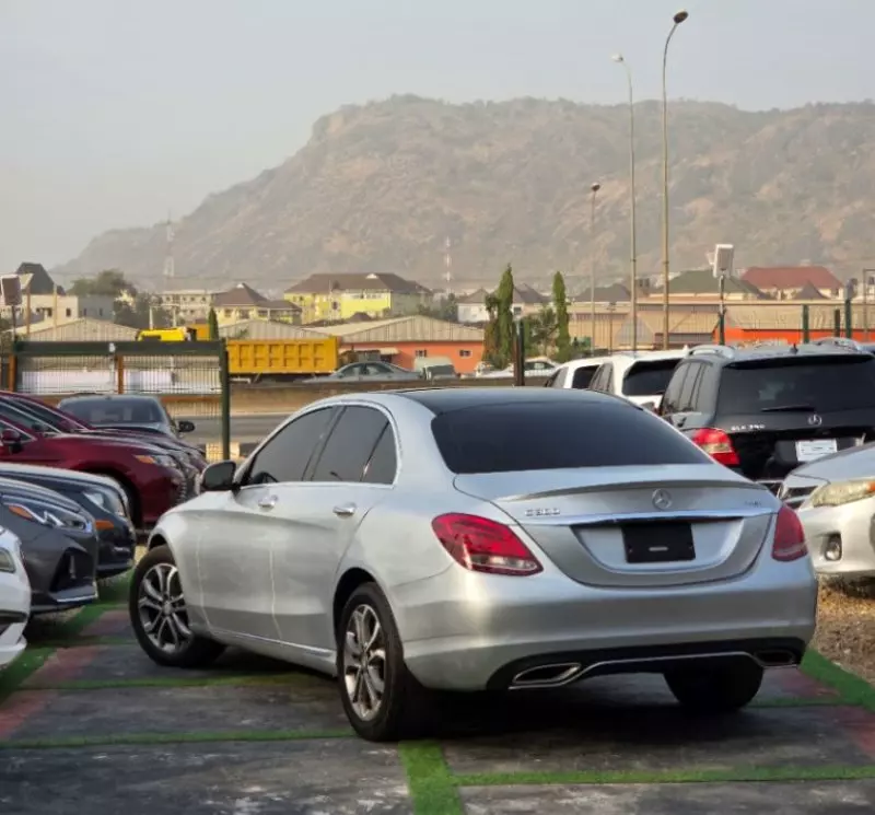 Mercedes-Benz C-Class   - 2016