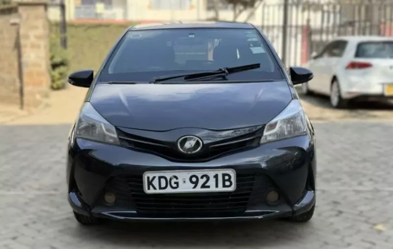 TOYOTA Vitz   - 2014