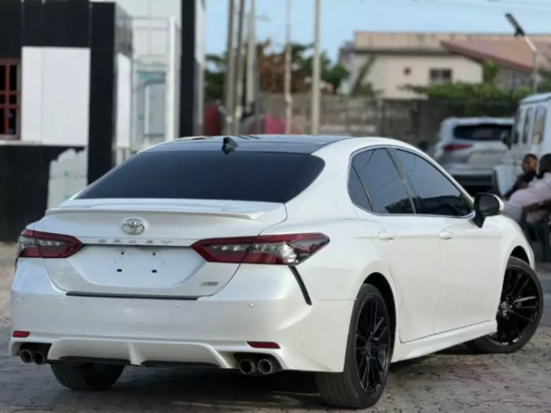 Toyota Camry   - 2022