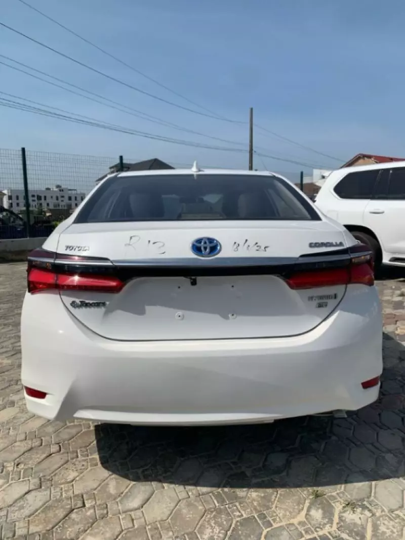 Toyota Corolla   - 2019