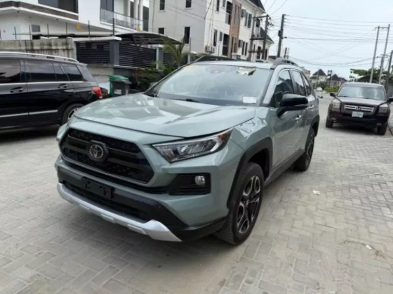 Toyota RAV4 - 2019