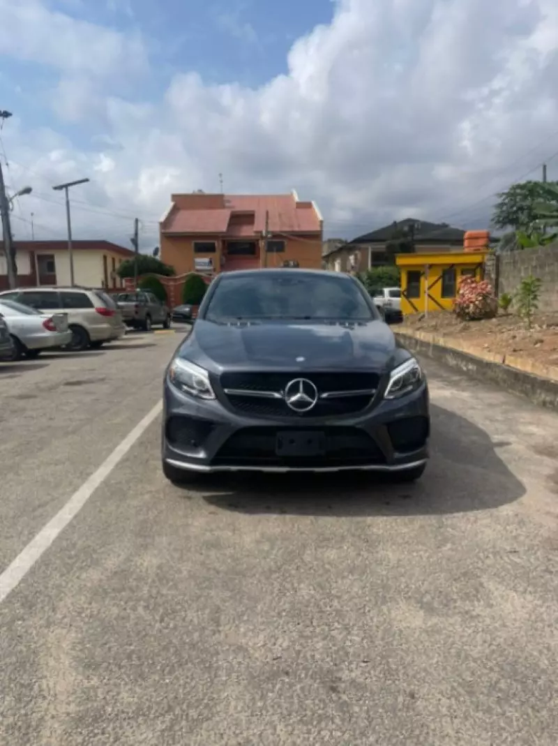 Mercedes-Benz GLE 43 AMG   - 2016