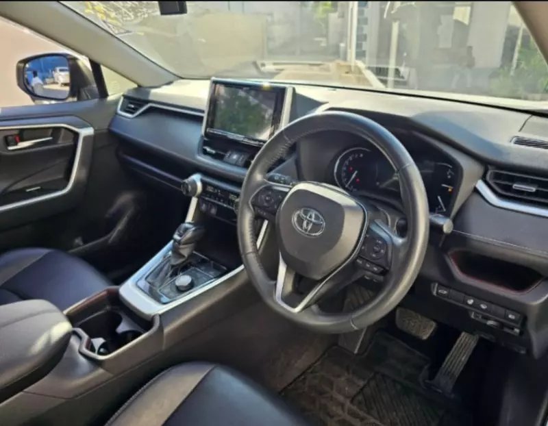 Toyota RAV 4   - 2015